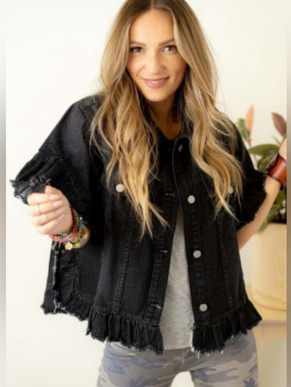NWOT 2X Ths Boutique Lab Elena raw edge ruffle sleeve denim jacket